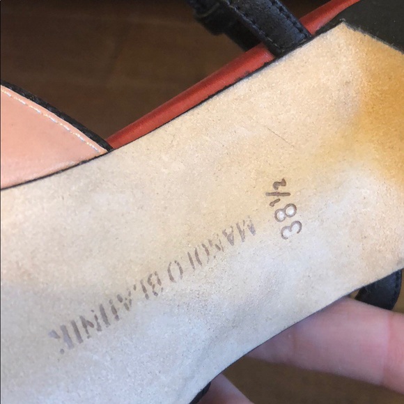 NEW Manolo Rebord Red leather banded heels 38.5 - Picture 4 of 4